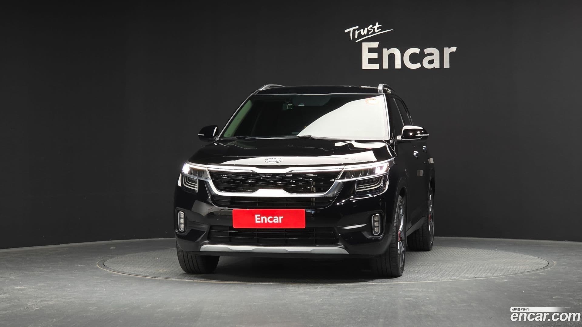 Main__Slider__Photo:Seltos Kia 2021.5-2