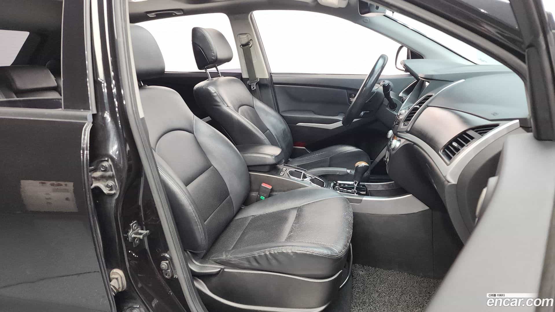 KORANDO KG_Mobility_Ssangyong 2014.3-OPTION-015