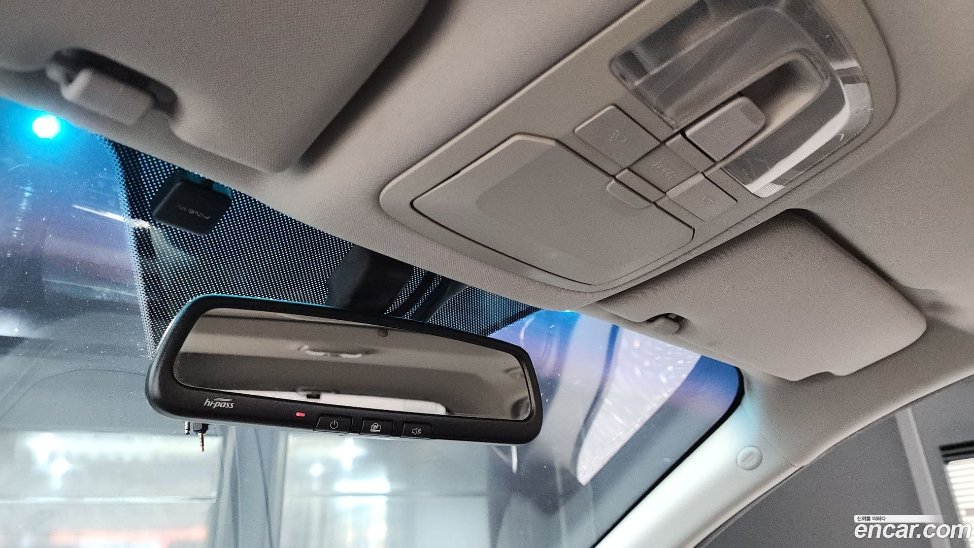 Main__Slider__Photo:KORANDO KG_Mobility_Ssangyong 2014.3-16