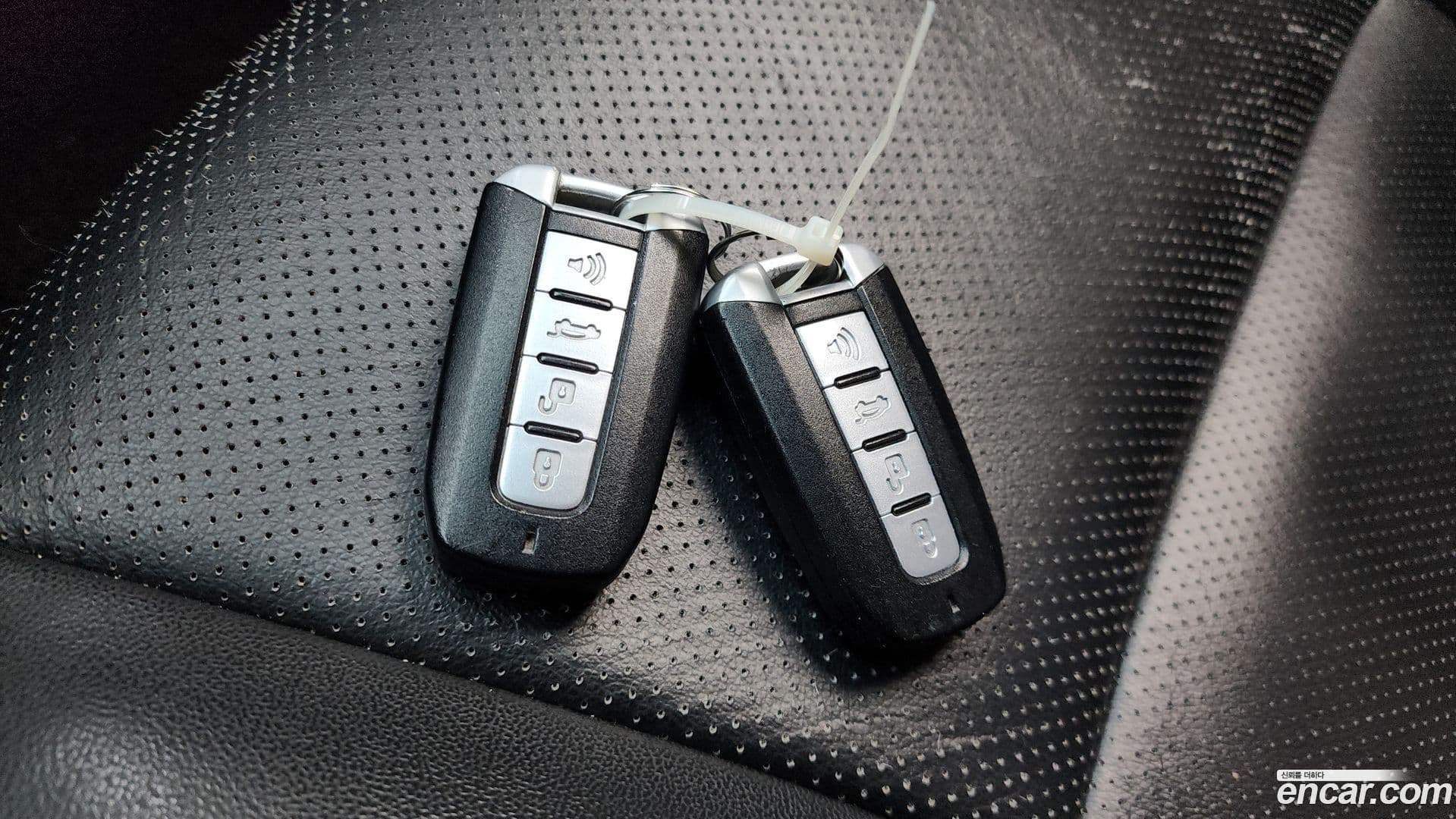 Main__Slider__Photo:KORANDO KG_Mobility_Ssangyong 2014.3-17