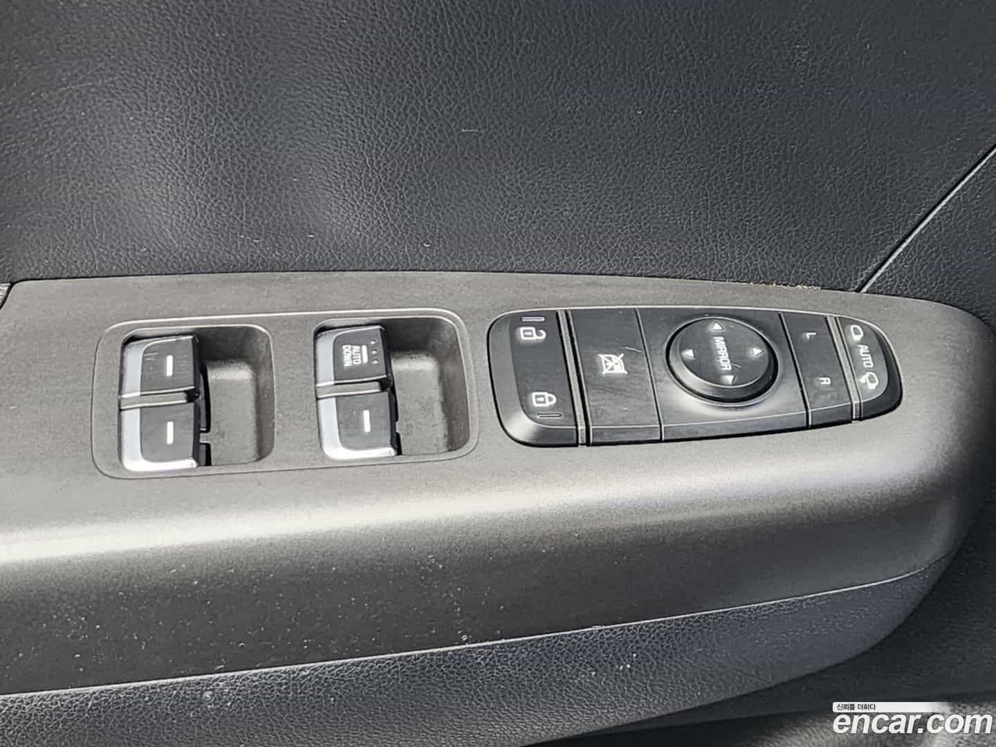 Sportage Kia 2016.1-OPTION-019