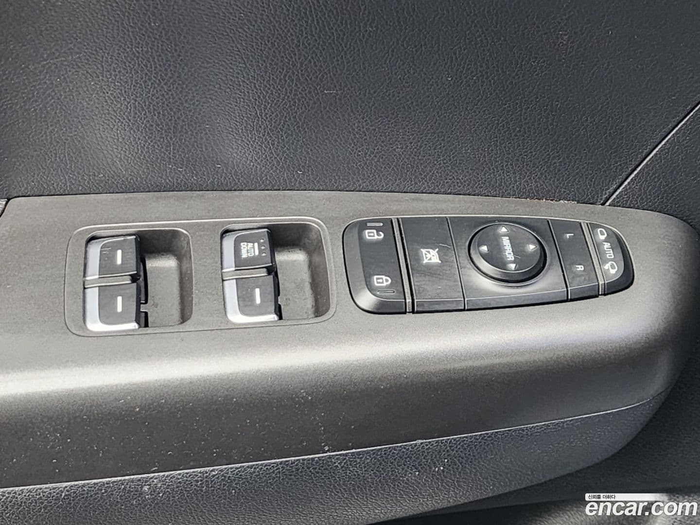 Main__Slider__Photo:Sportage Kia 2016.1-14