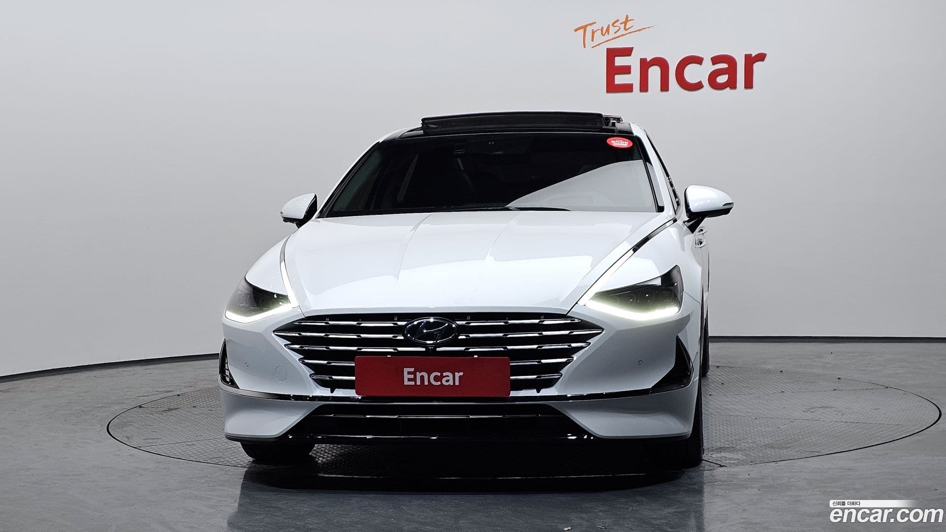 Main__Slider__Photo:Sonata Hyundai 2020.4-2