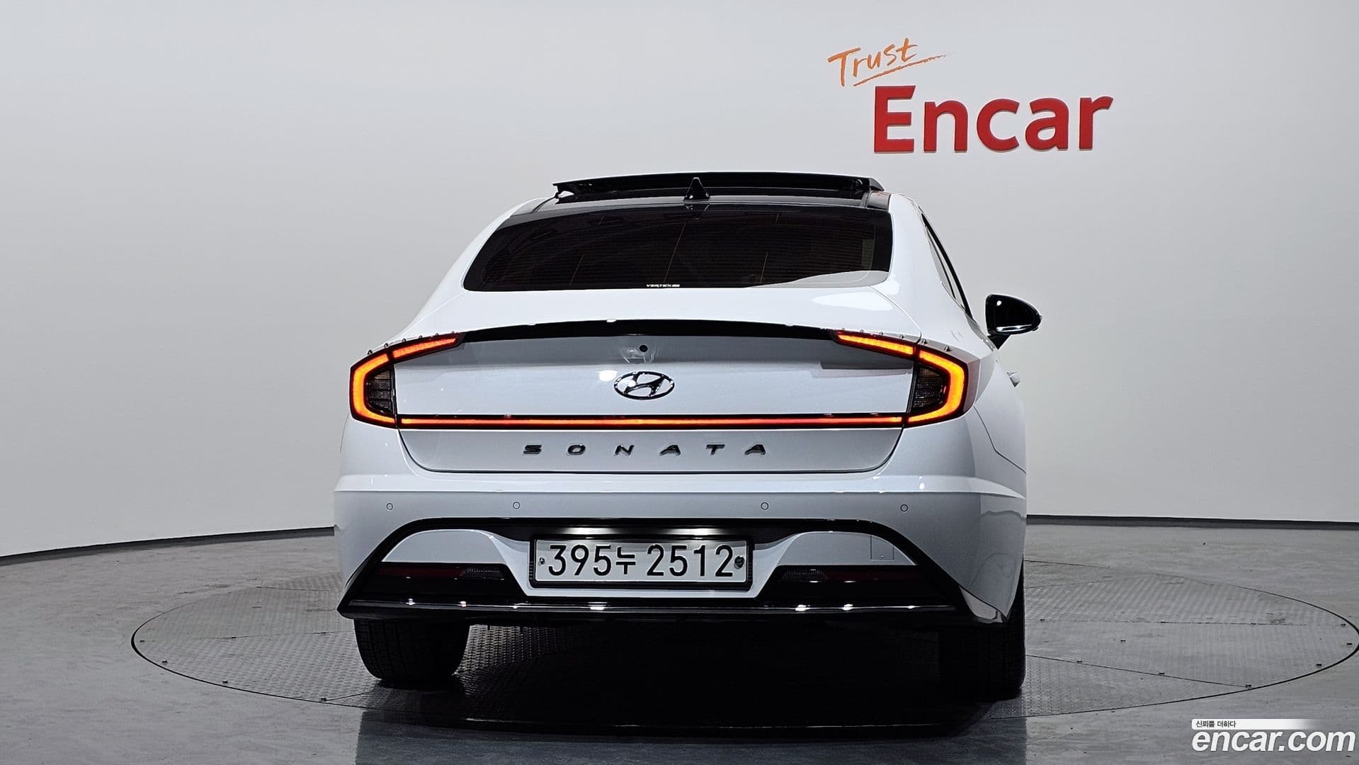 Main__Slider__Photo:Sonata Hyundai 2020.4-3