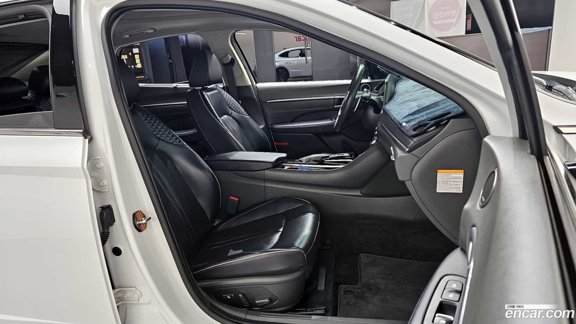 Sonata Hyundai 2020.4-INNER-010