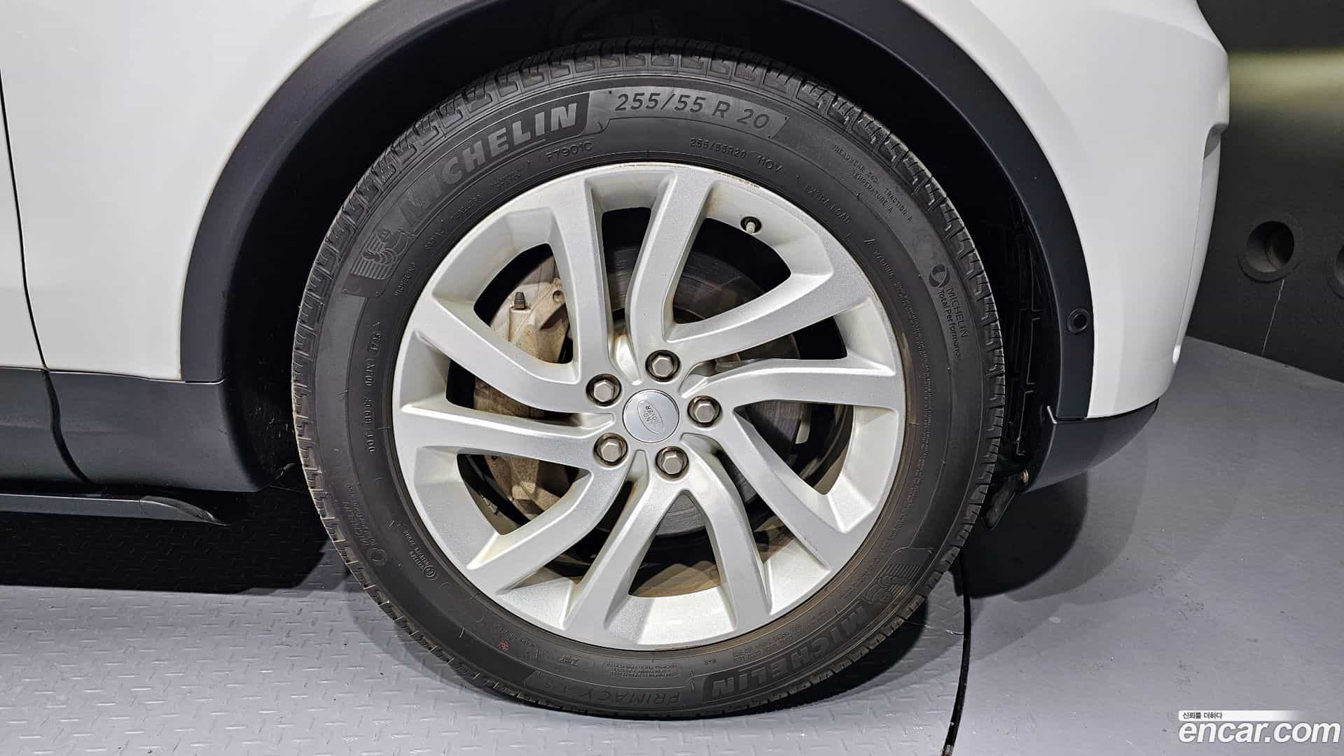 Discovery Land Rover 2019.11-OUTER-005