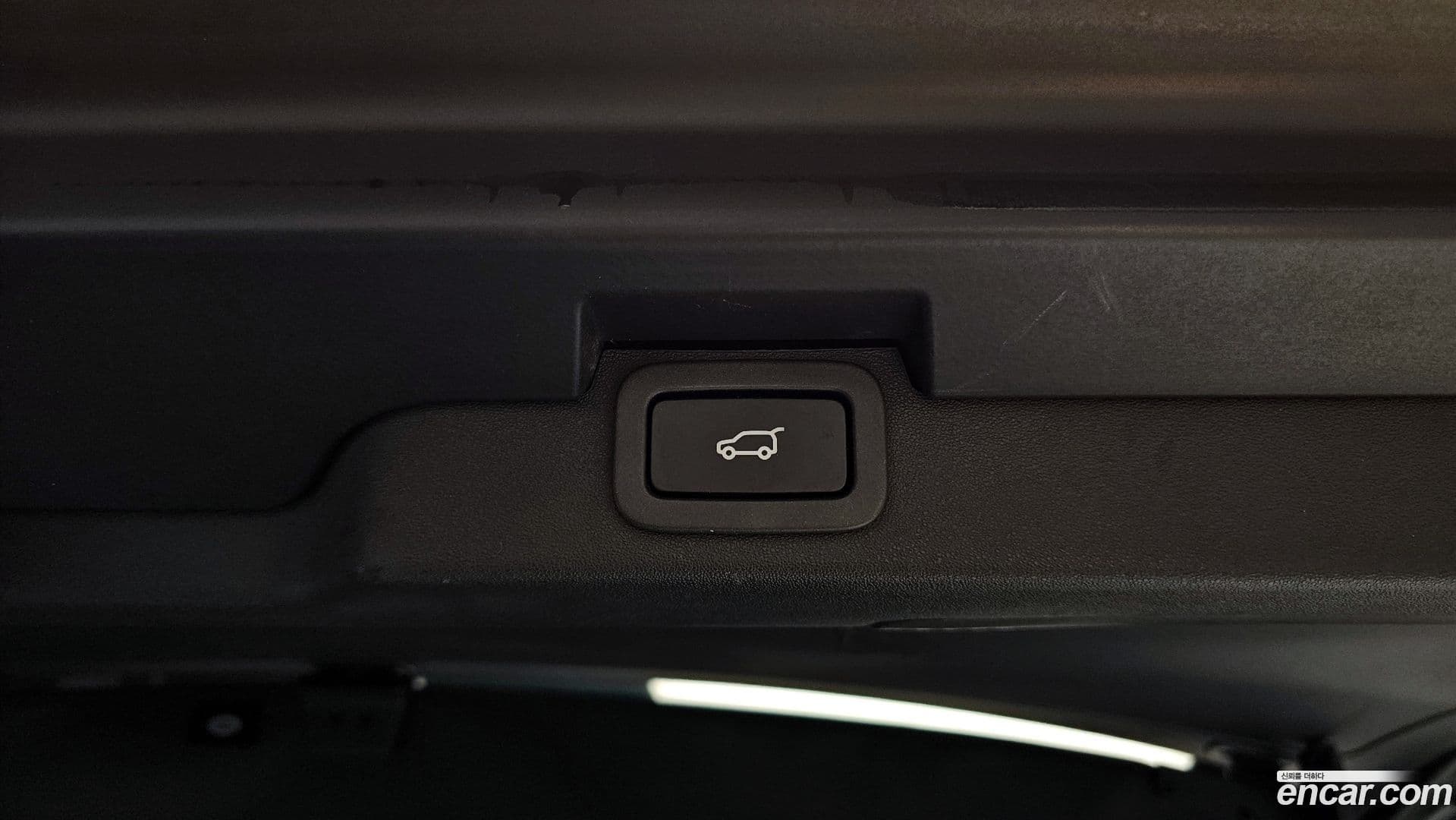 Main__Slider__Photo:Discovery Land Rover 2019.11-17