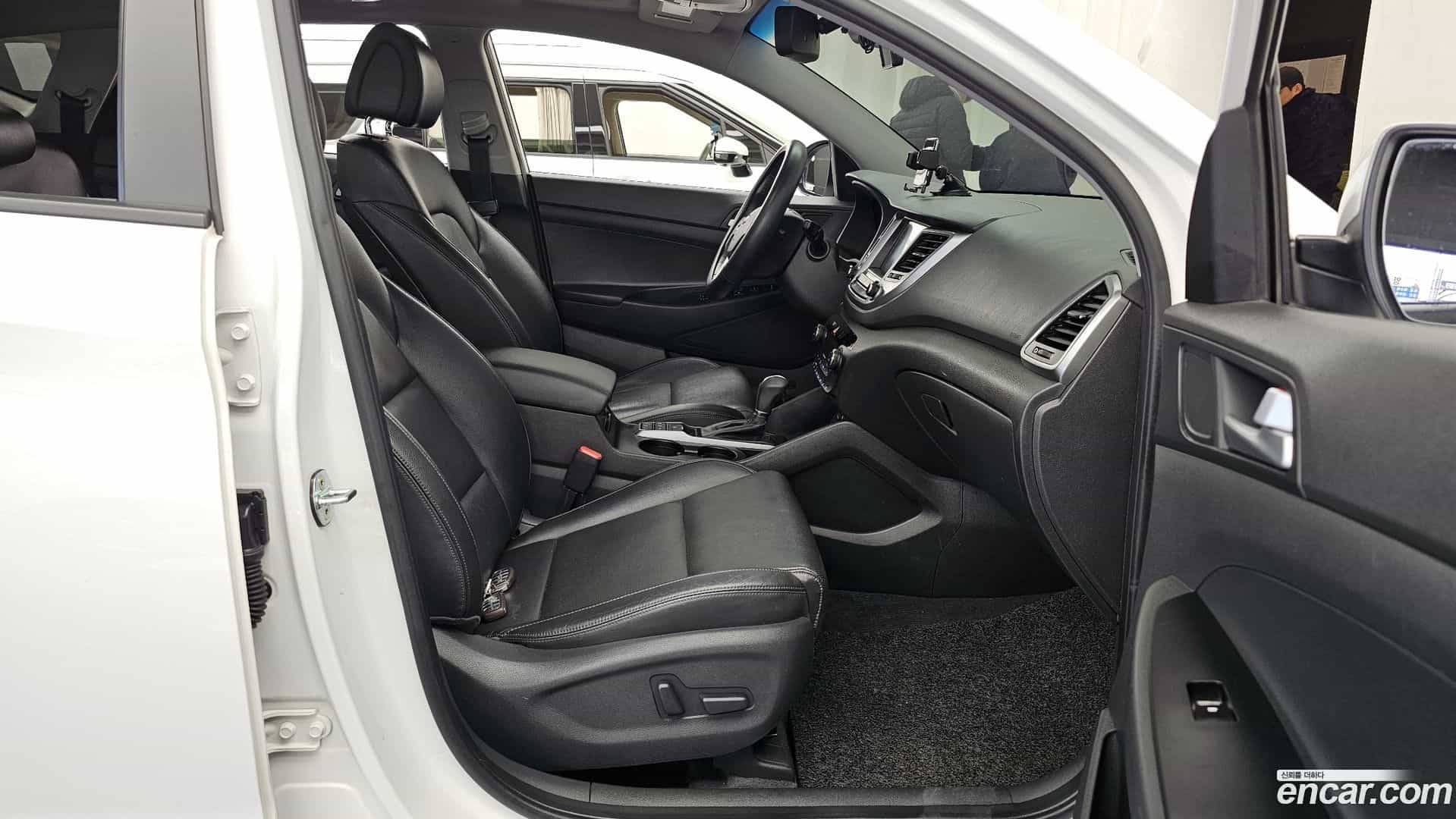 Tucson Hyundai 2017.5-OPTION-015