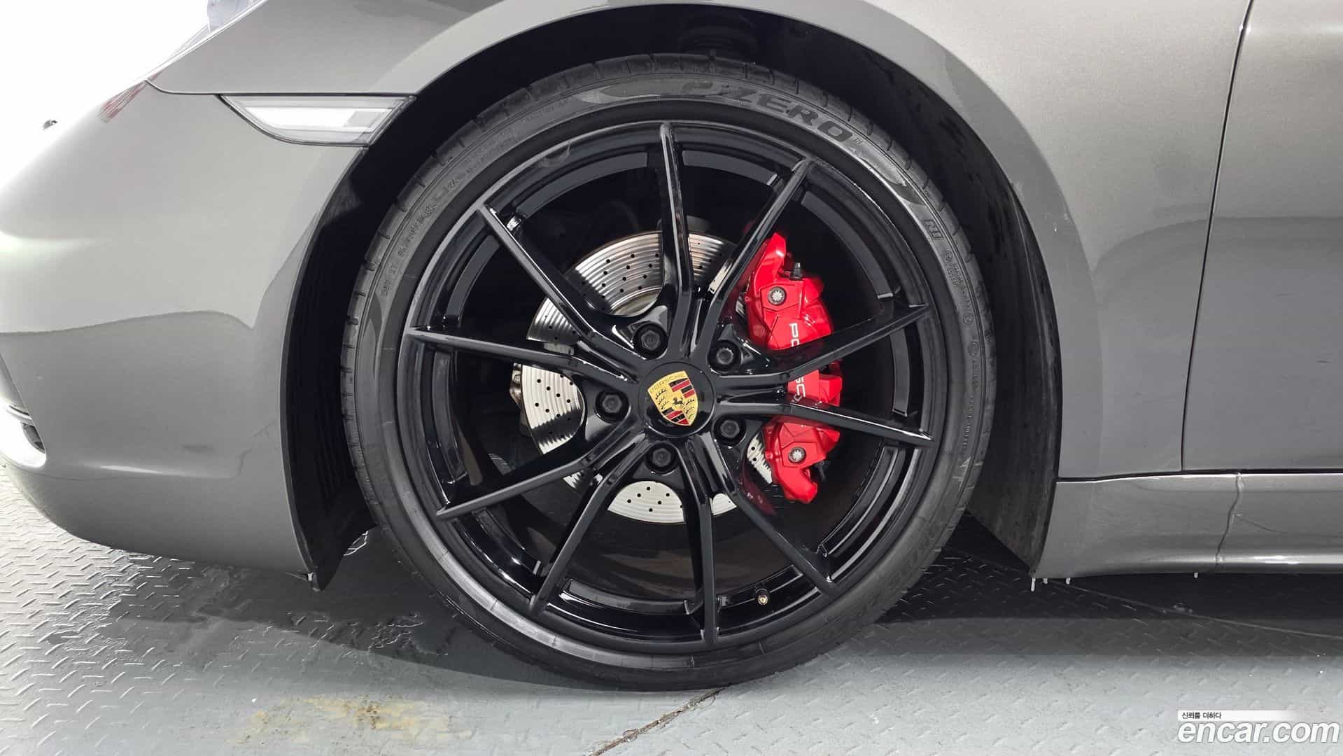 718 Porsche 2019.5-OUTER-005