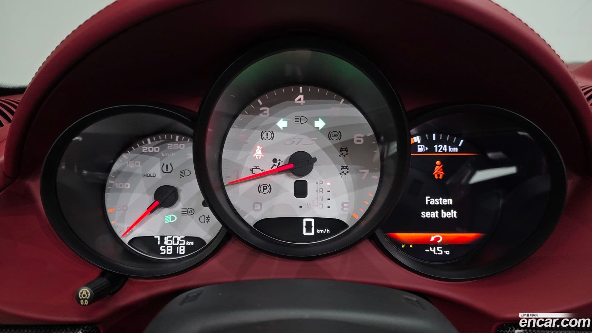 Main__Slider__Photo:718 Porsche 2019.5-7