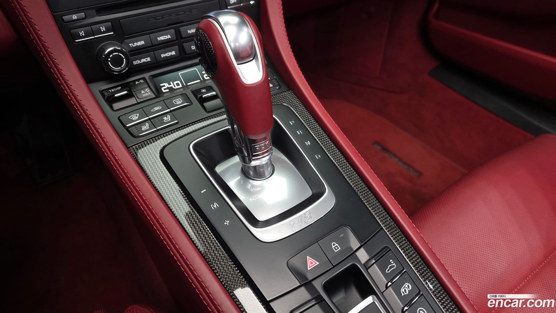 Main__Slider__Photo:718 Porsche 2019.5-8