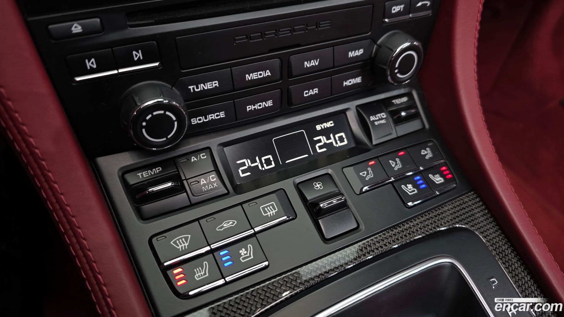 Main__Slider__Photo:718 Porsche 2019.5-17