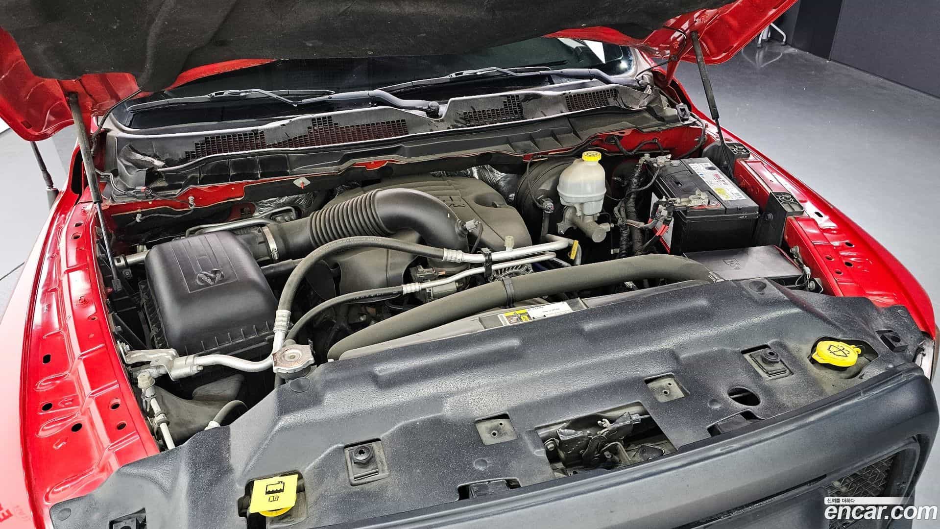 Ram Pick Up Dodge 2016.11-INNER-006