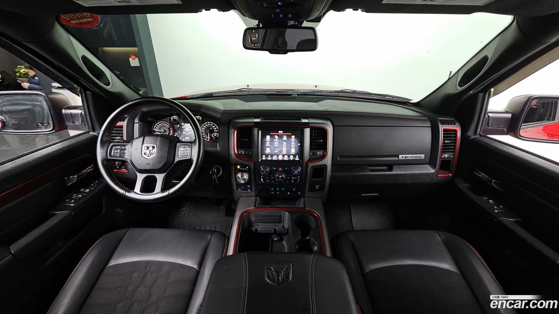 Ram Pick Up Dodge 2016.11-INNER-007