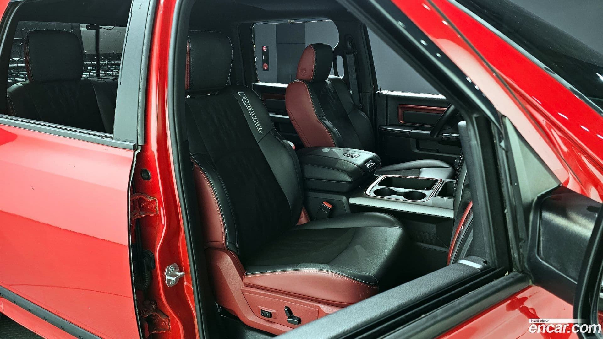 Main__Slider__Photo:Ram Pick Up Dodge 2016.11-9