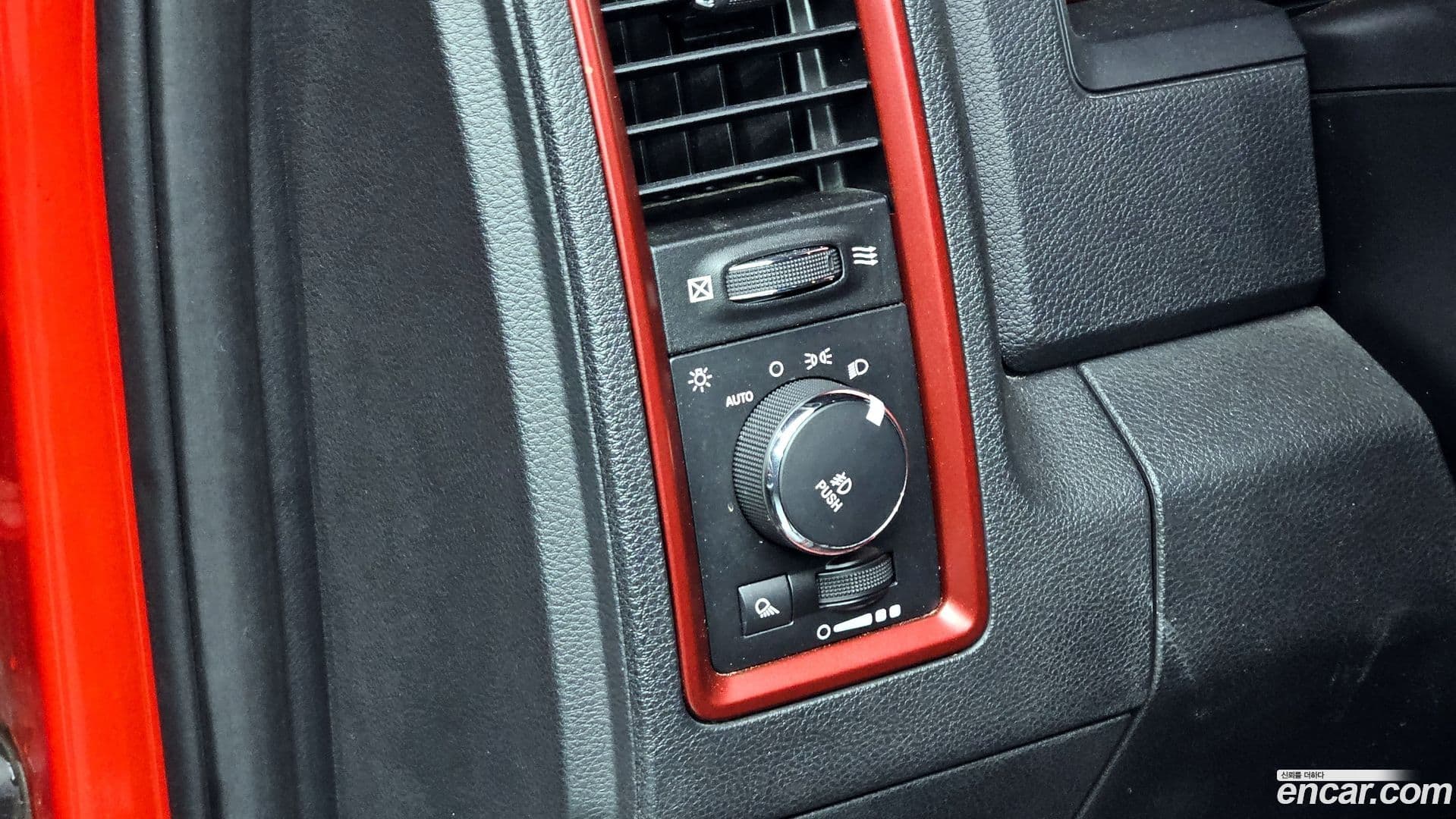 Main__Slider__Photo:Ram Pick Up Dodge 2016.11-13