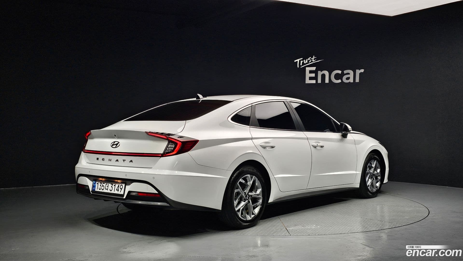 Main__Slider__Photo:Sonata Hyundai 2022.10-1