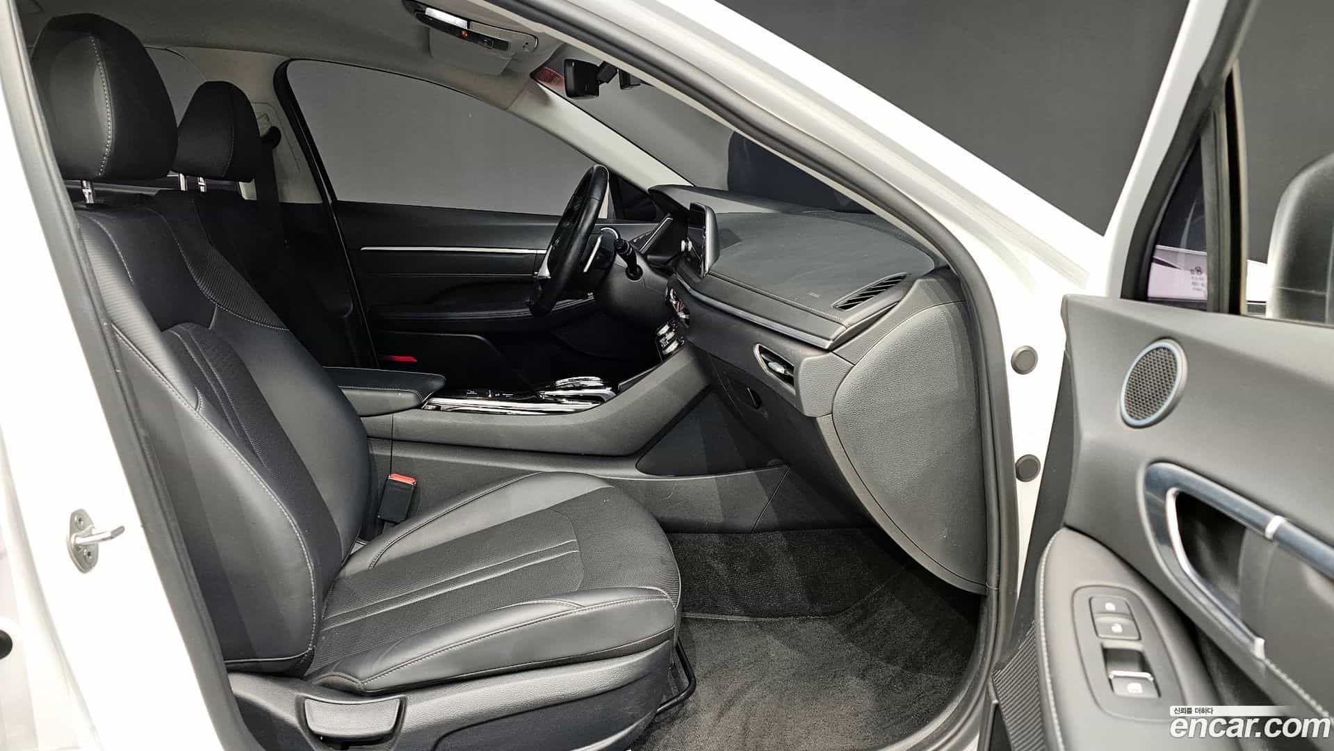 Sonata Hyundai 2022.10-INNER-010