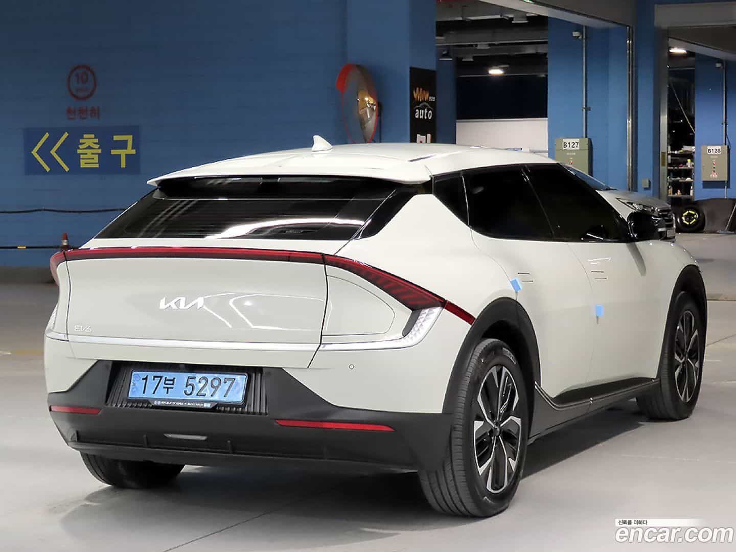 EV6 Kia 2021.10-OUTER-004