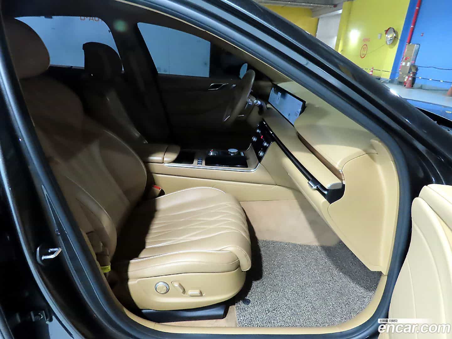 G80 Genesis 2024.1-INNER-008