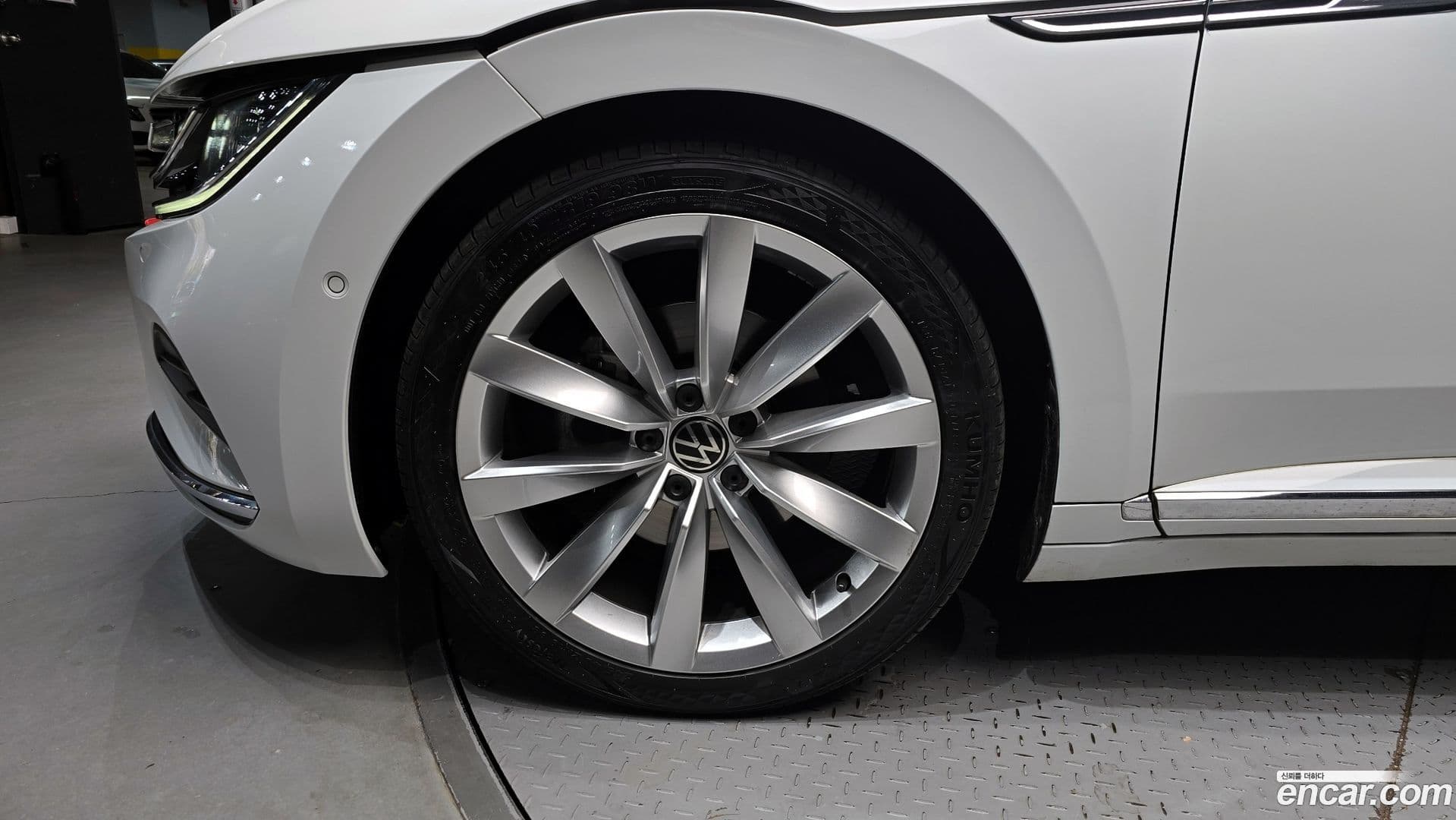 Main__Slider__Photo:Arteon Volkswagen 2022.1-4