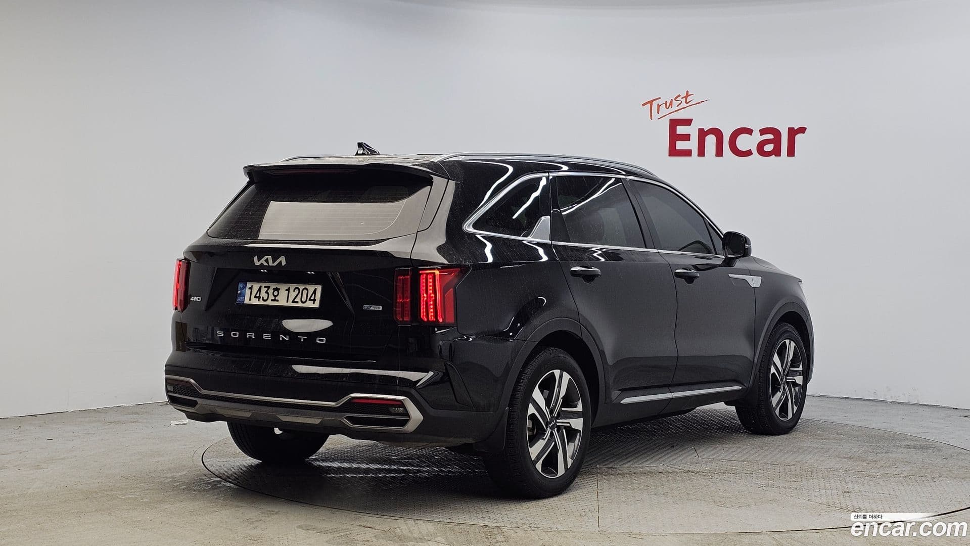 Main__Slider__Photo:Sorento Kia 2021.11-1