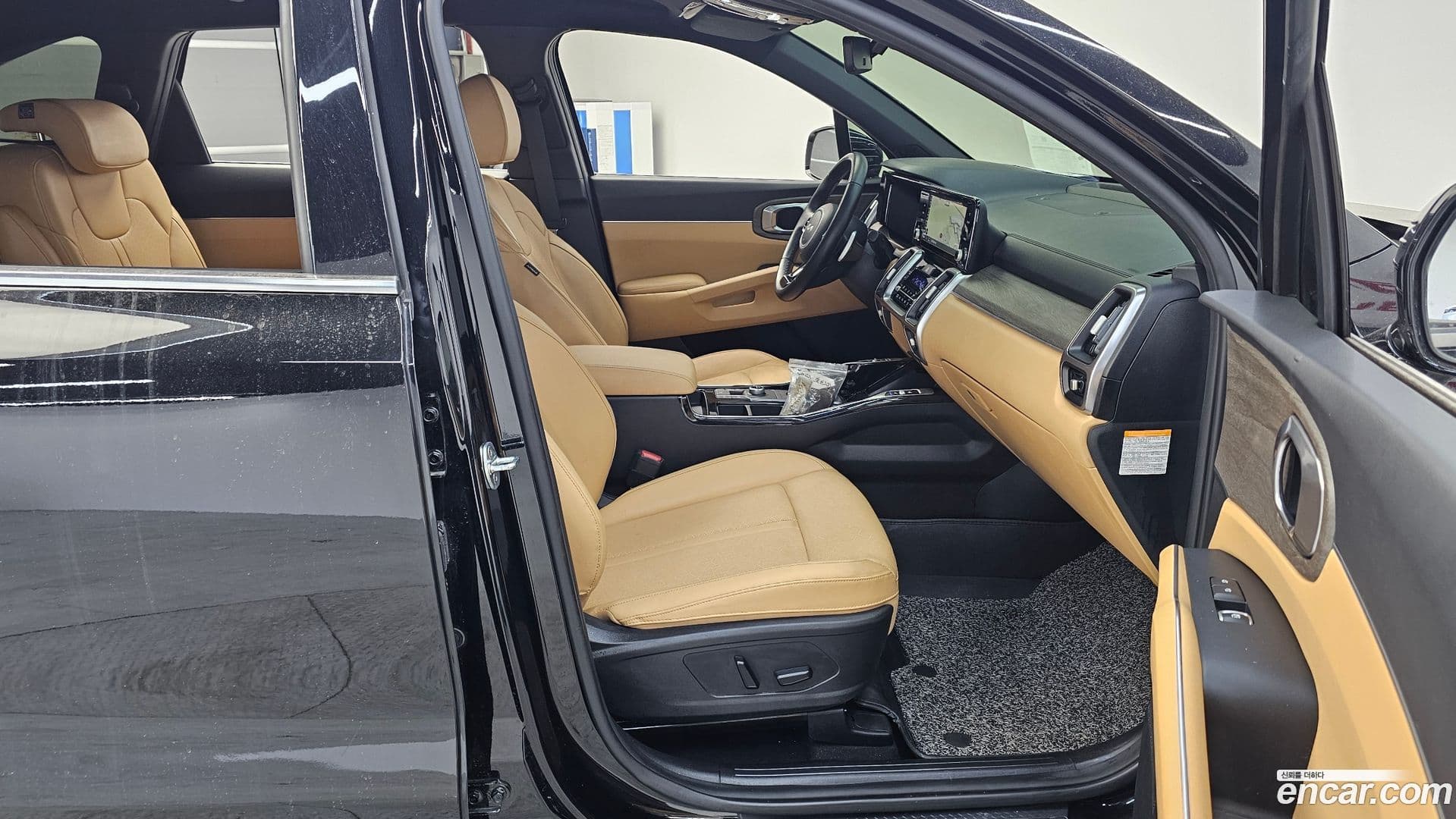 Main__Slider__Photo:Sorento Kia 2021.11-10