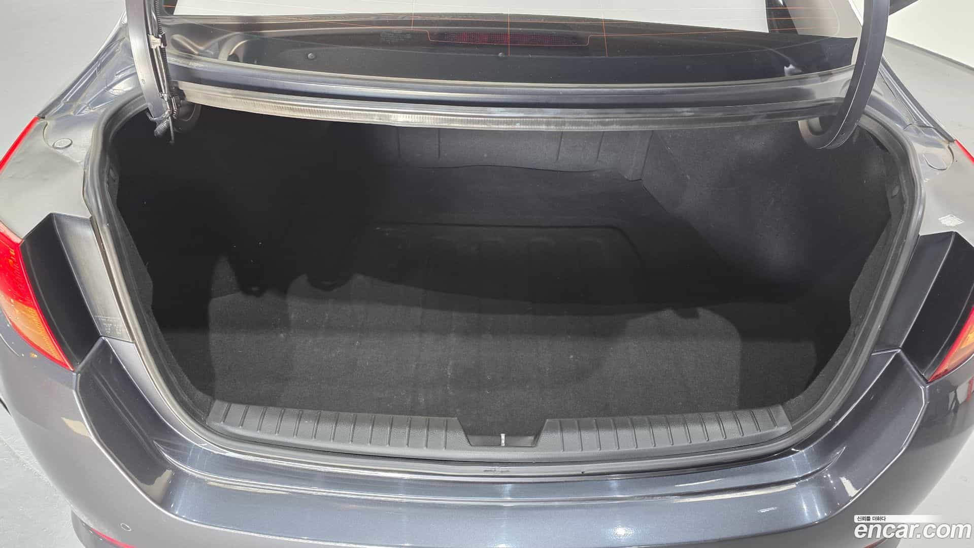 K5 Kia 2011.0-OPTION-024