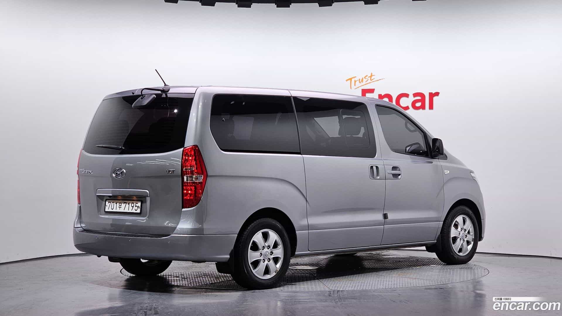 Starex Hyundai 2018.0-OUTER-002