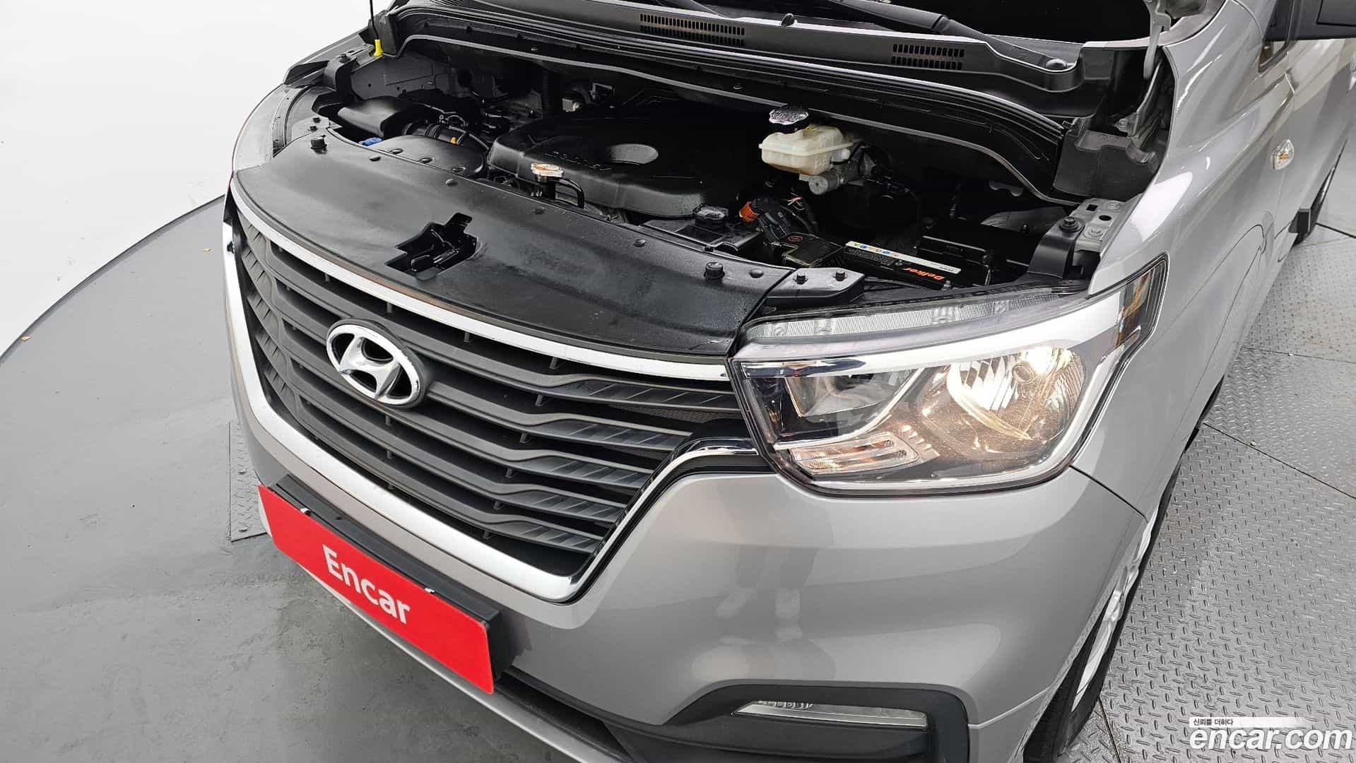 Starex Hyundai 2018.0-INNER-006