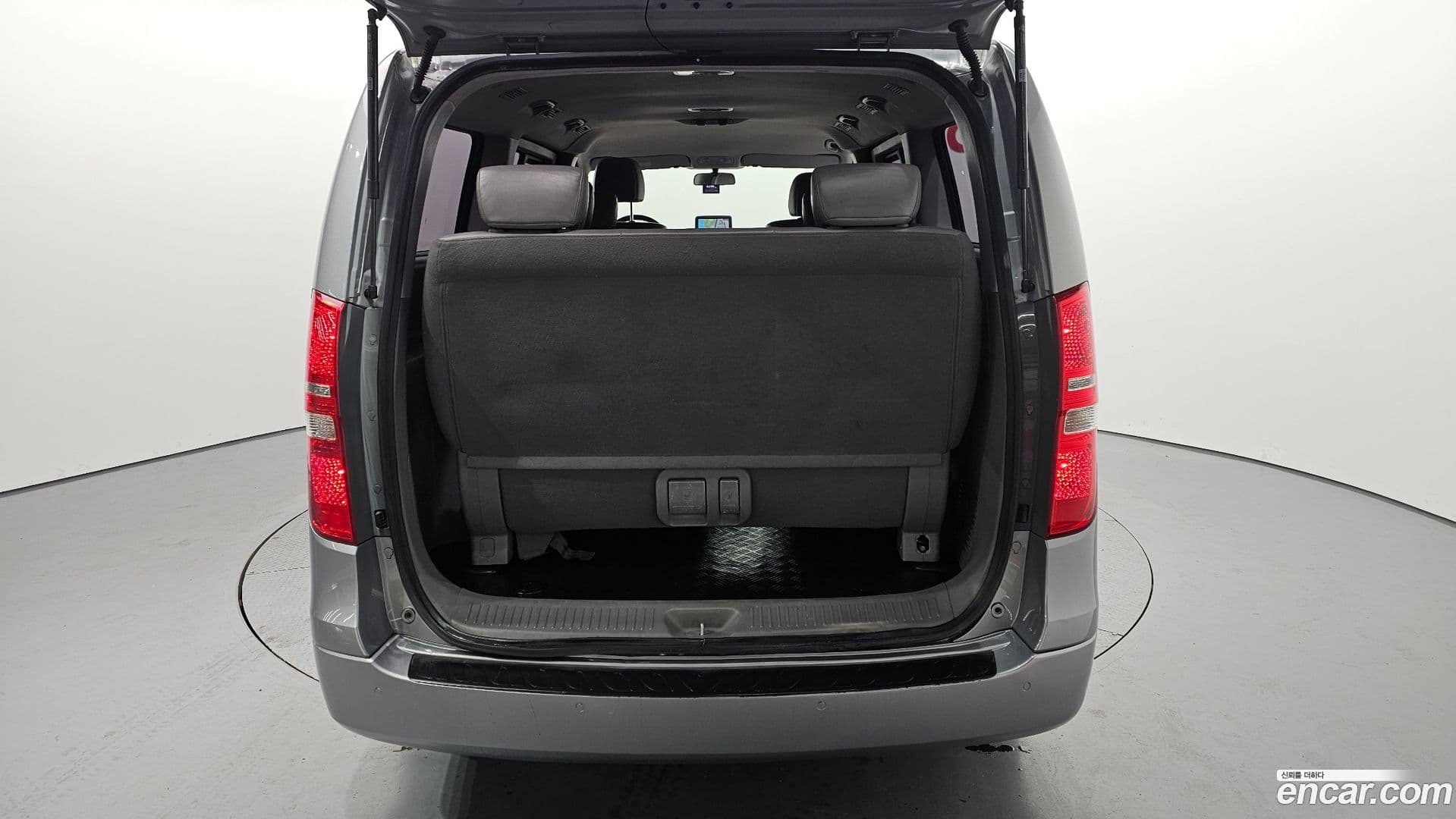 Main__Slider__Photo:Starex Hyundai 2018.0-19