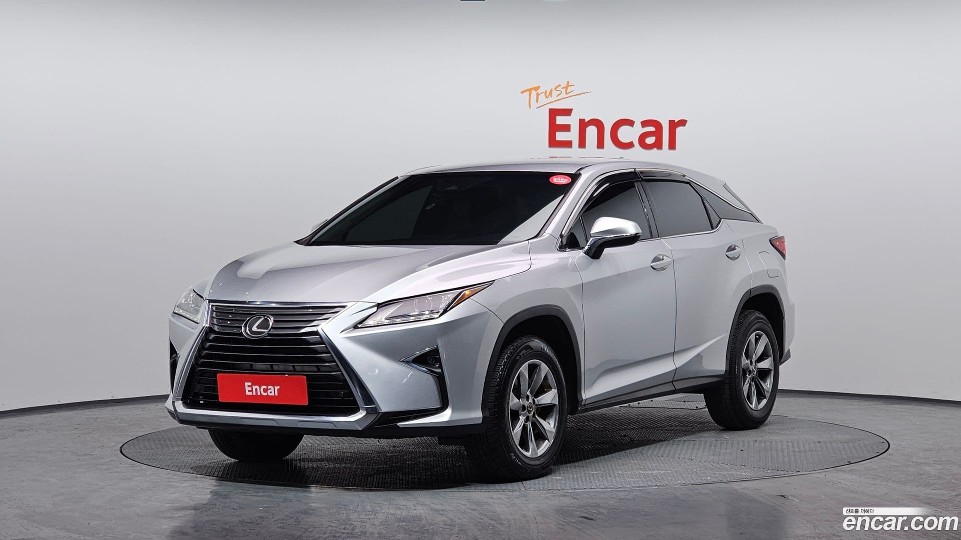 Main__Slider__Photo:RX Lexus 2018.11-0