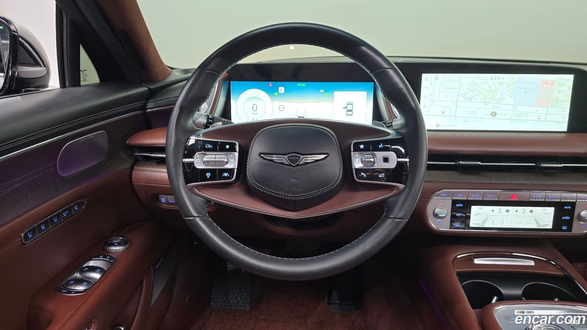 Main__Slider__Photo:G90 Genesis 2022.11-12