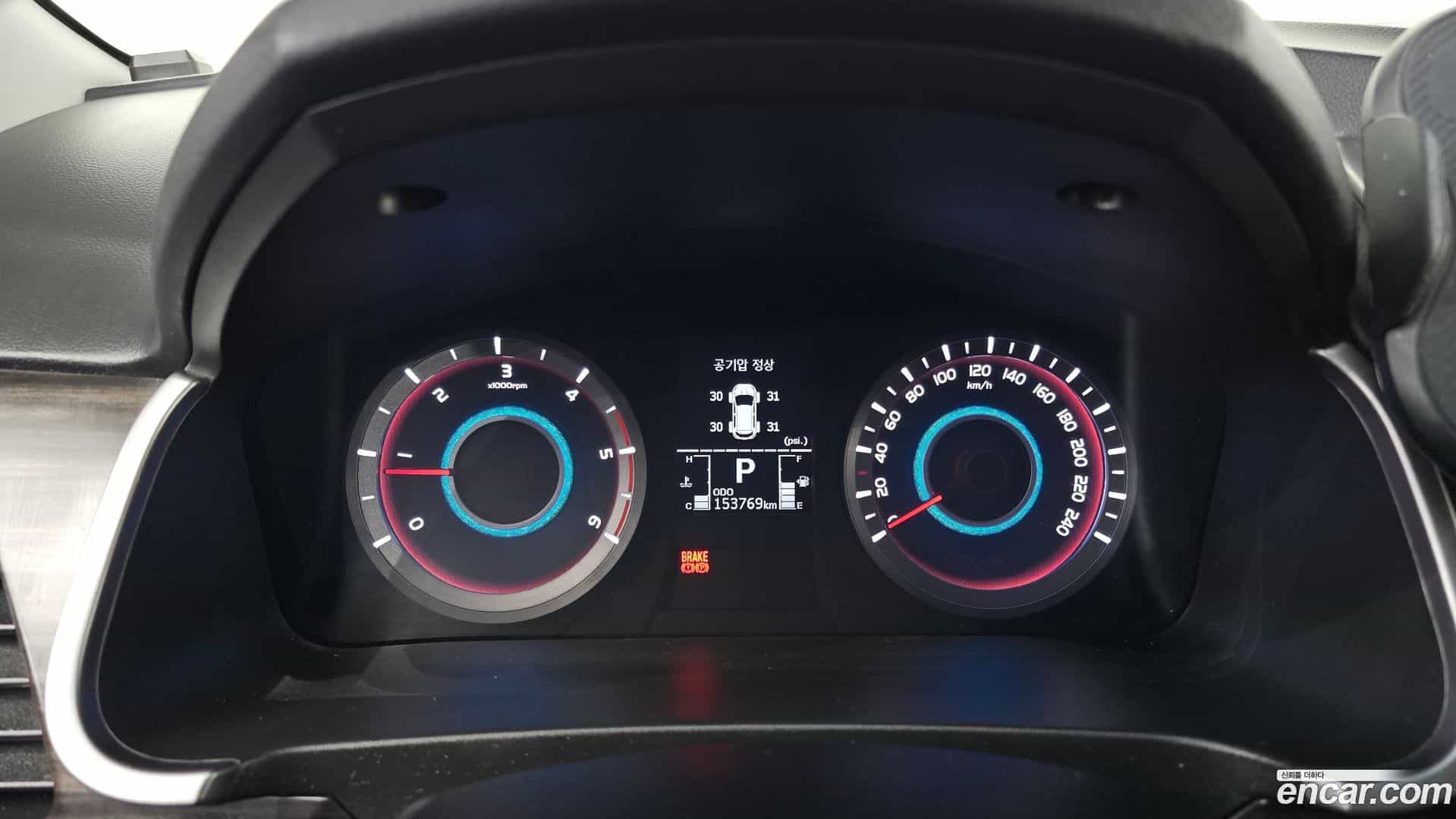 KORANDO KG_Mobility_Ssangyong 2016.1-INNER-008