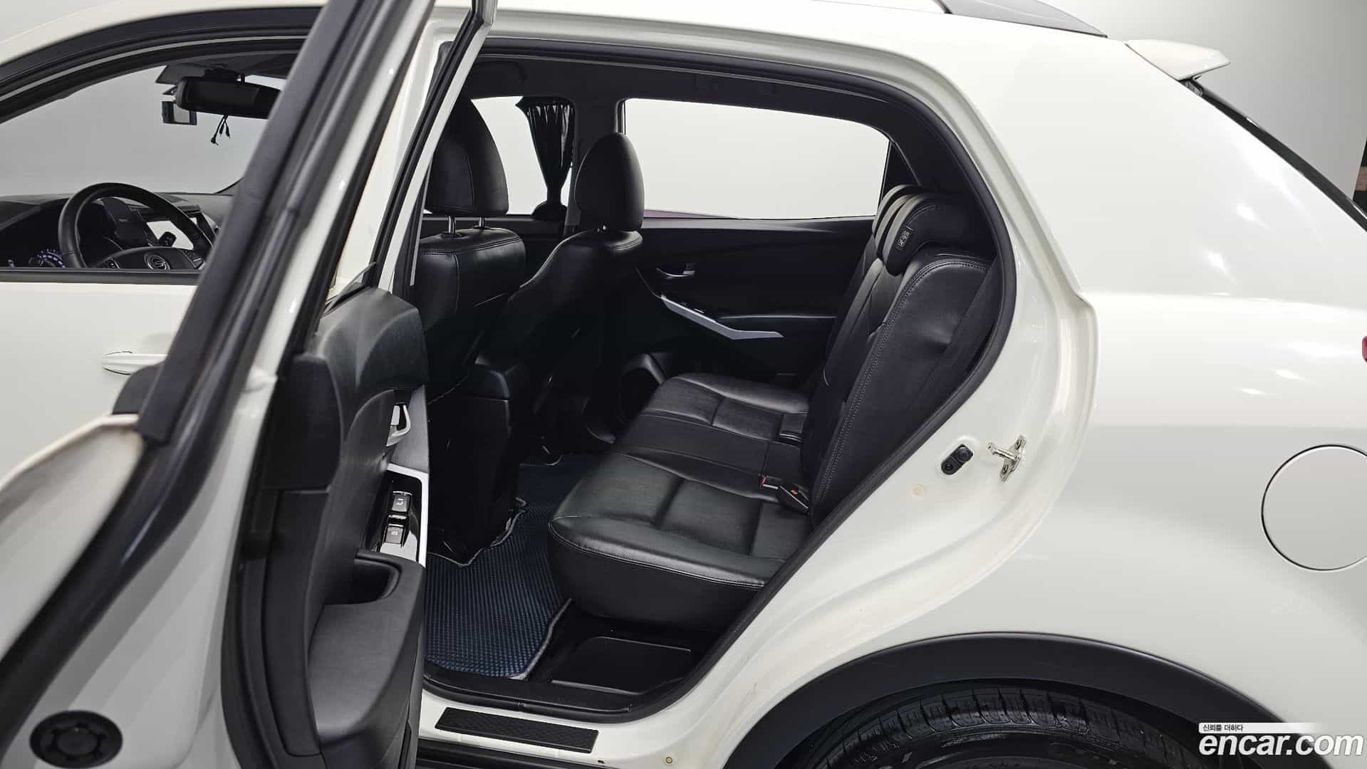 KORANDO KG_Mobility_Ssangyong 2016.1-OPTION-015
