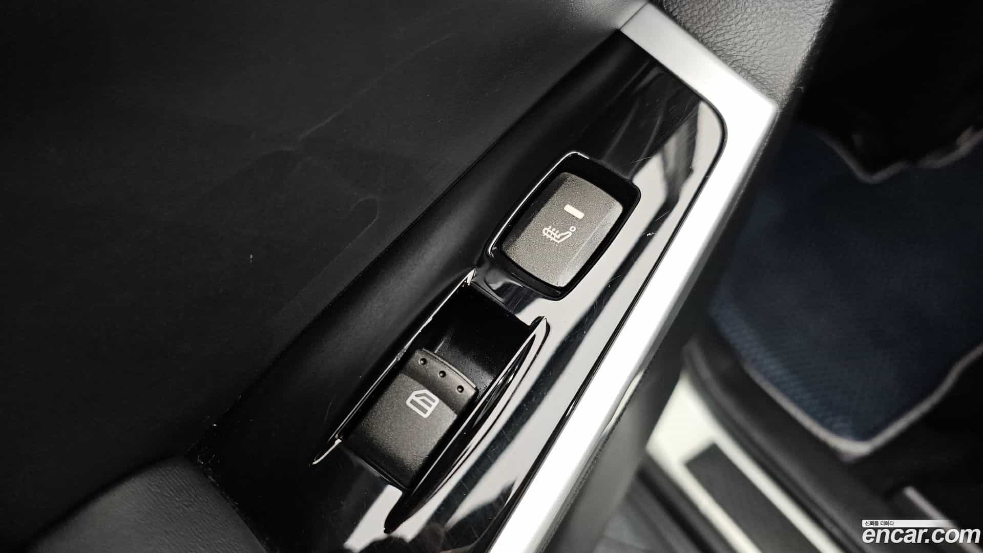 KORANDO KG_Mobility_Ssangyong 2016.1-OPTION-024