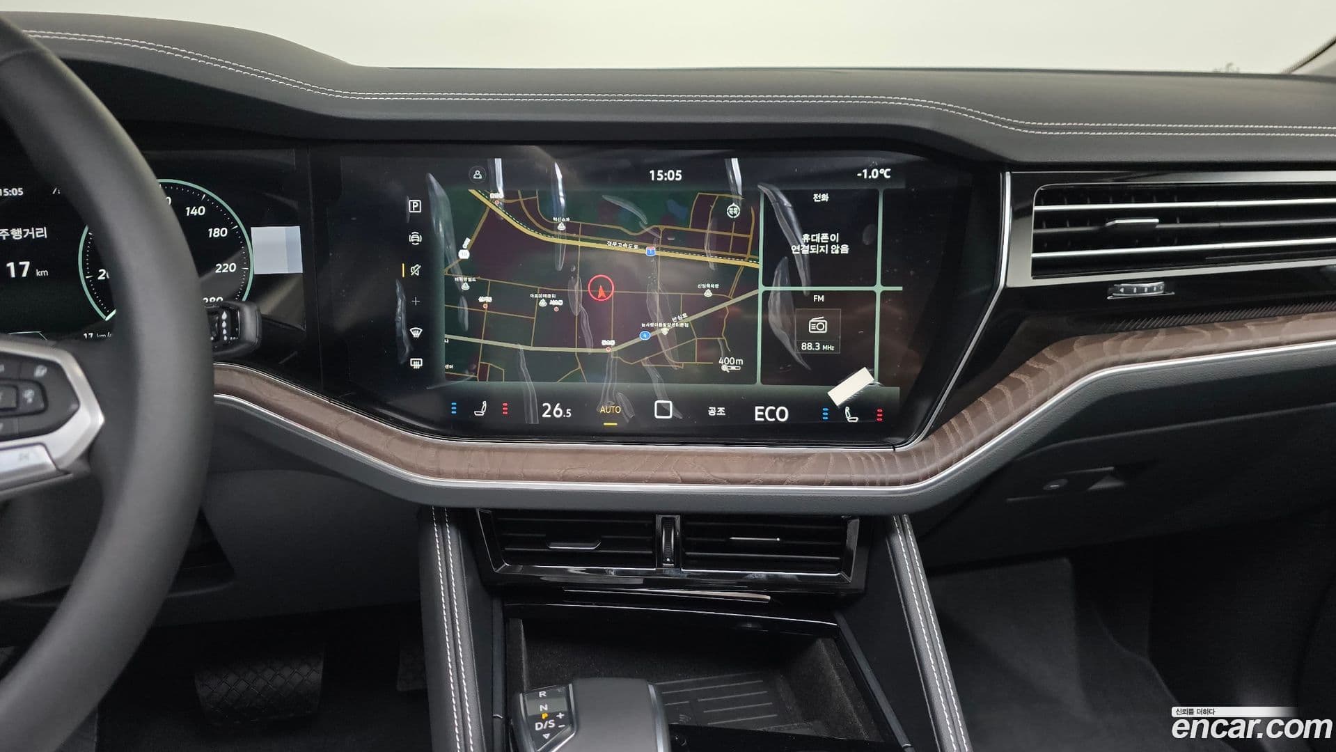 Main__Slider__Photo:Touareg Volkswagen 2025.11-14