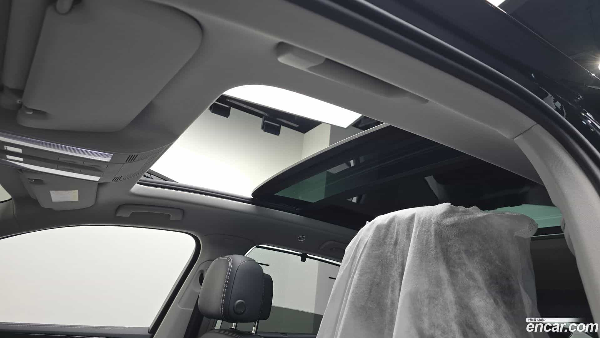 Touareg Volkswagen 2025.11-OPTION-023