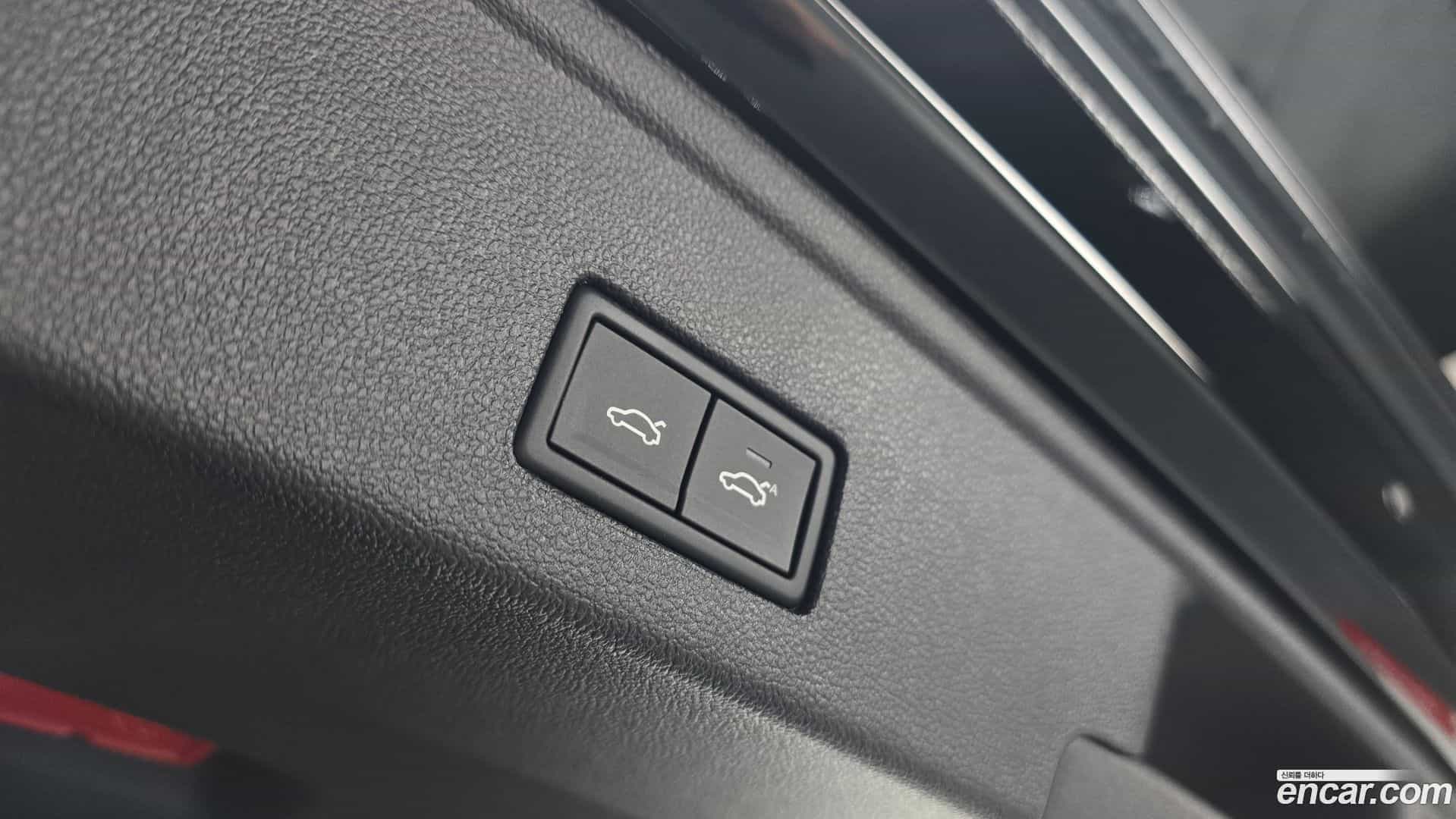 Touareg Volkswagen 2025.11-OPTION-024