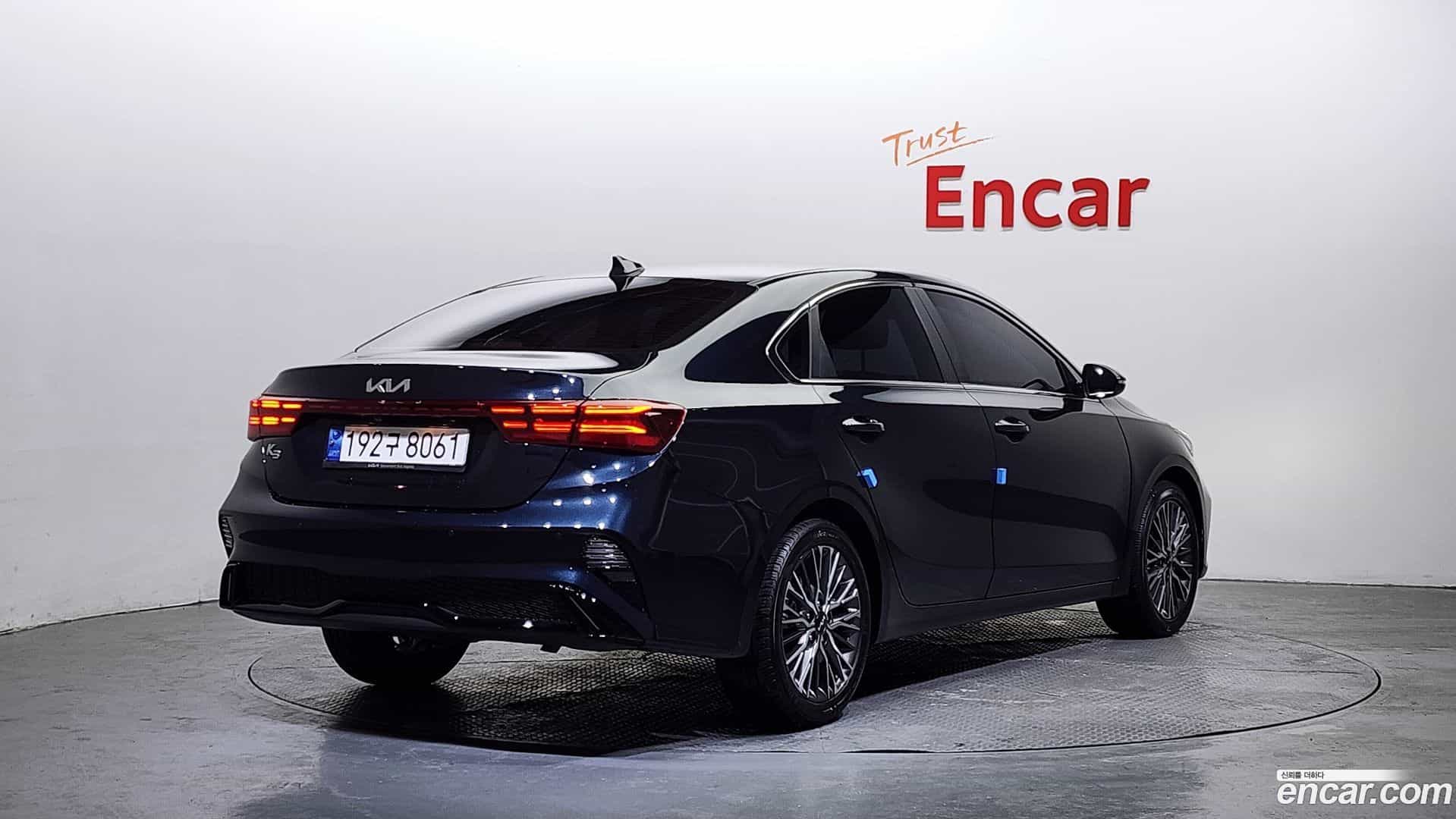 K3 Kia 2023.11-OUTER-002