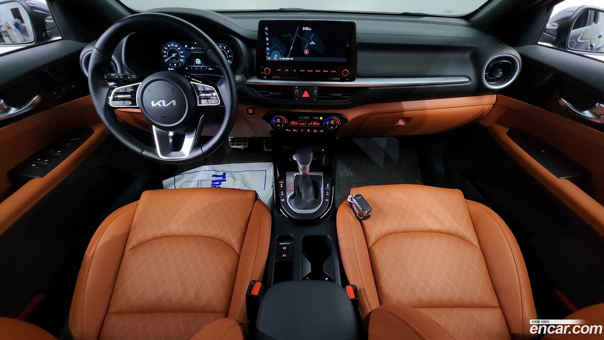 Main__Slider__Photo:K3 Kia 2023.11-6