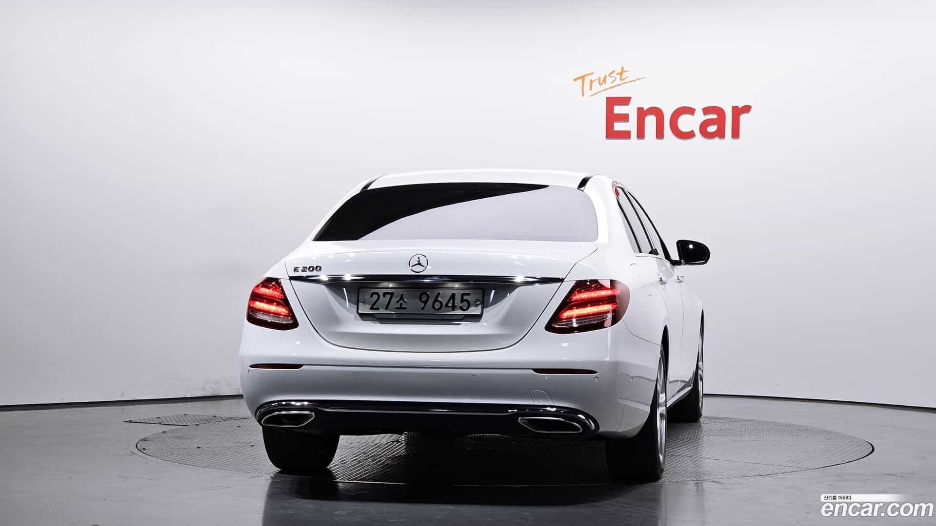 E-Class Mercedes-Benz 2018.2-OUTER-004