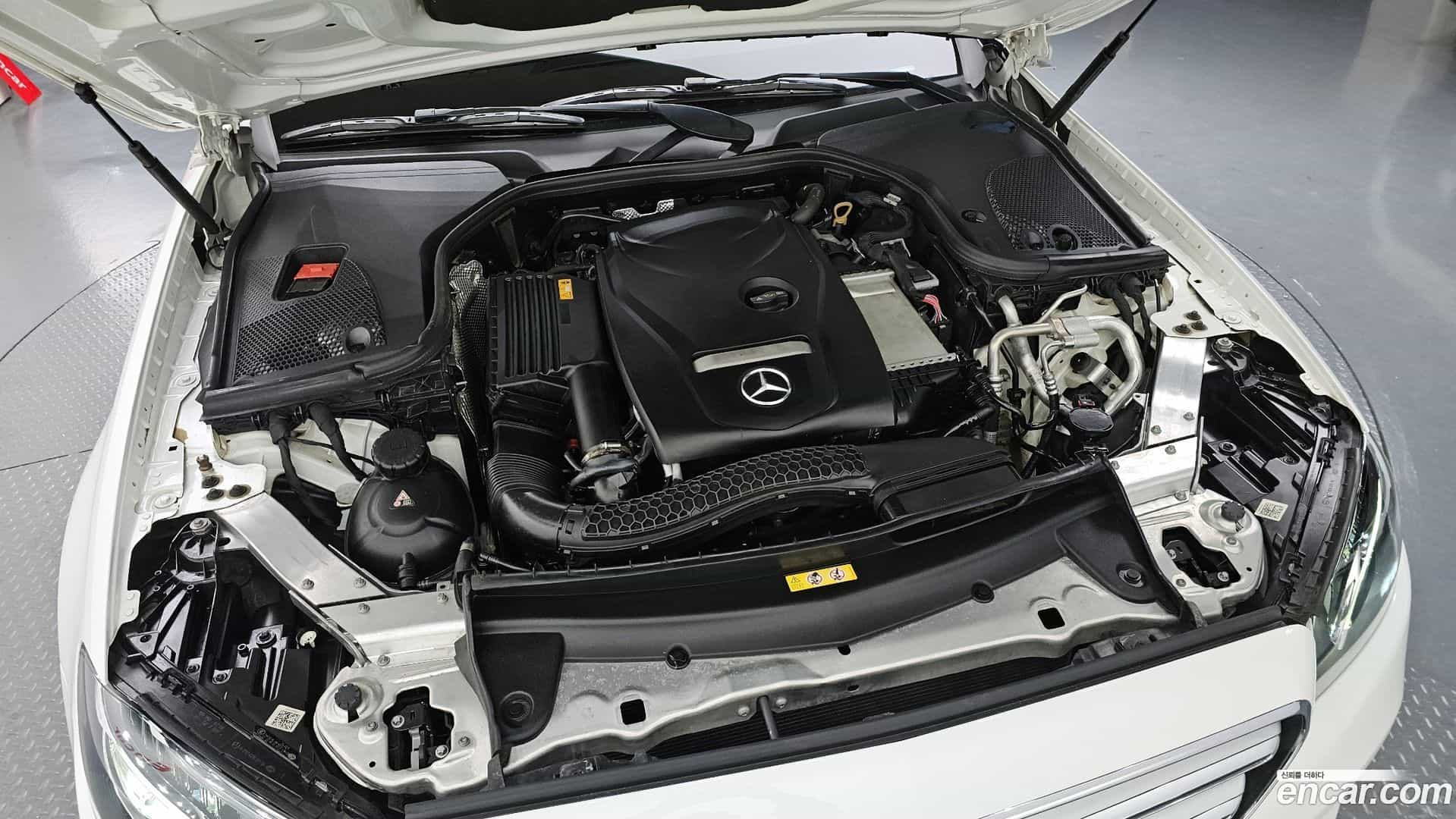 E-Class Mercedes-Benz 2018.2-INNER-006