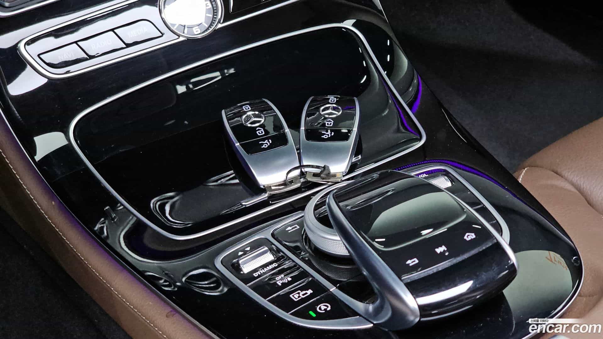 E-Class Mercedes-Benz 2018.2-OPTION-022