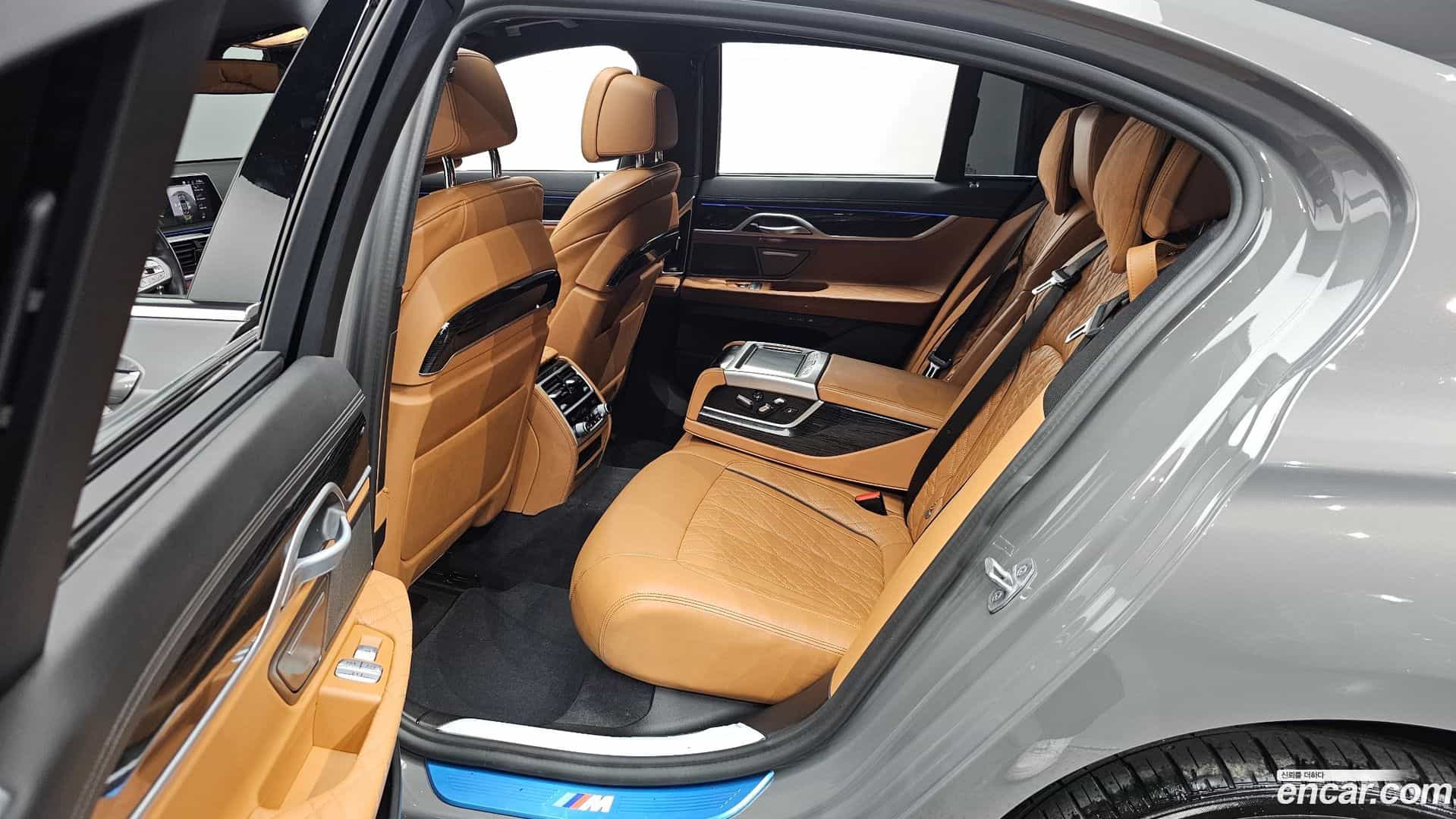 7-Series BMW 2020.7-OPTION-015