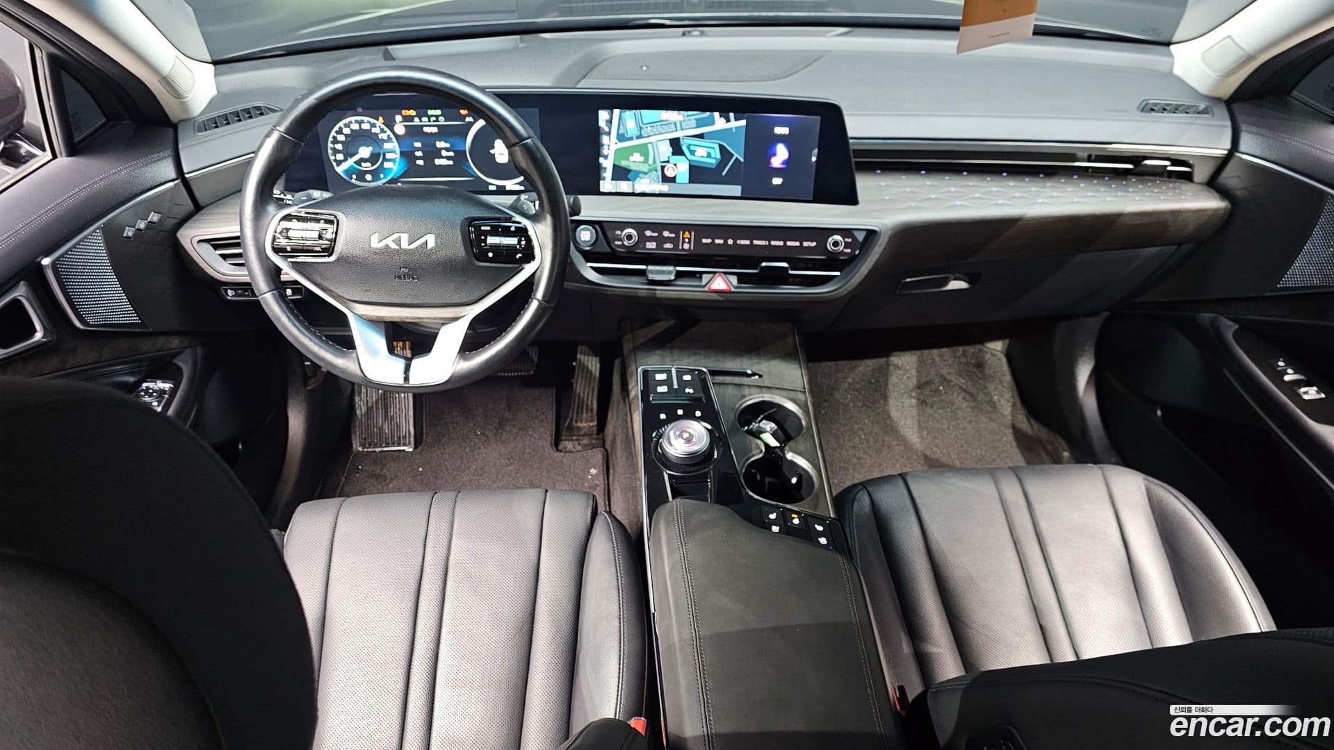 Main__Slider__Photo:K8 Kia 2024.5-6