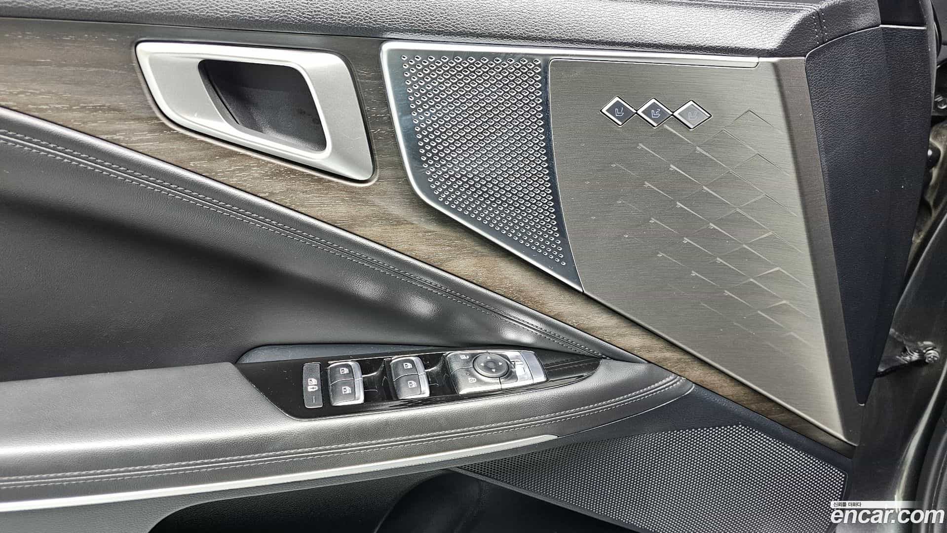 K8 Kia 2024.5-OPTION-021