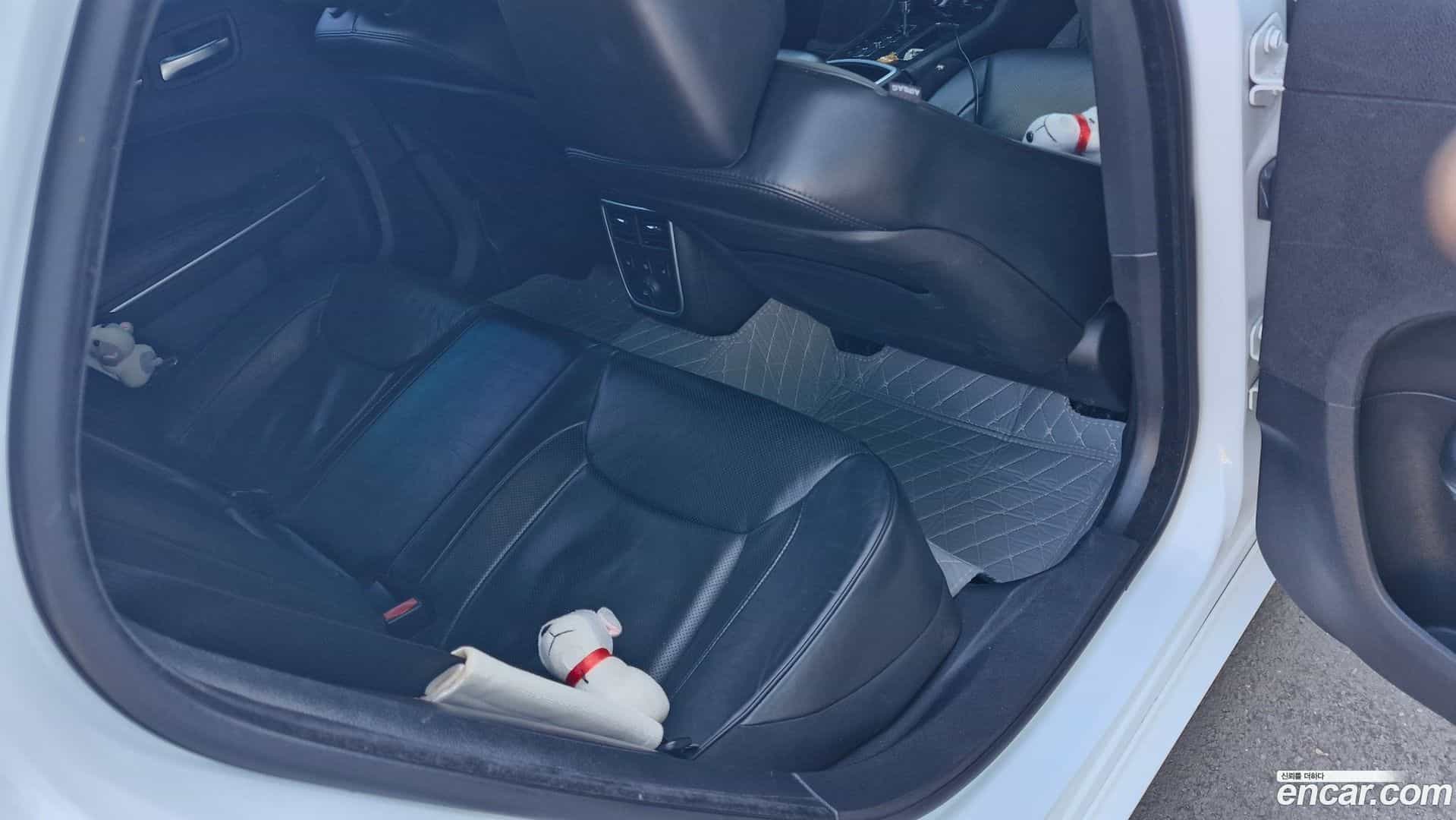 300C Chrysler 2014.11-OPTION-015