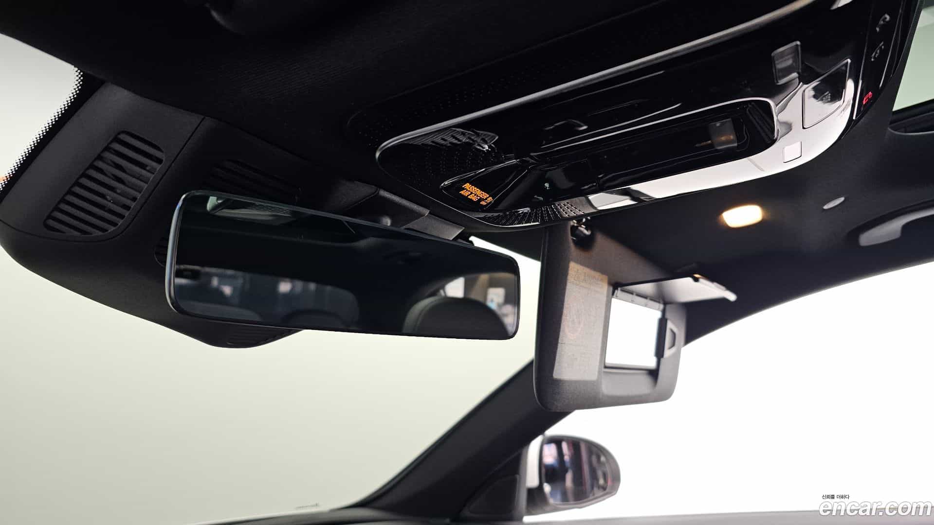 C-Class Mercedes-Benz 2022.3-OPTION-023