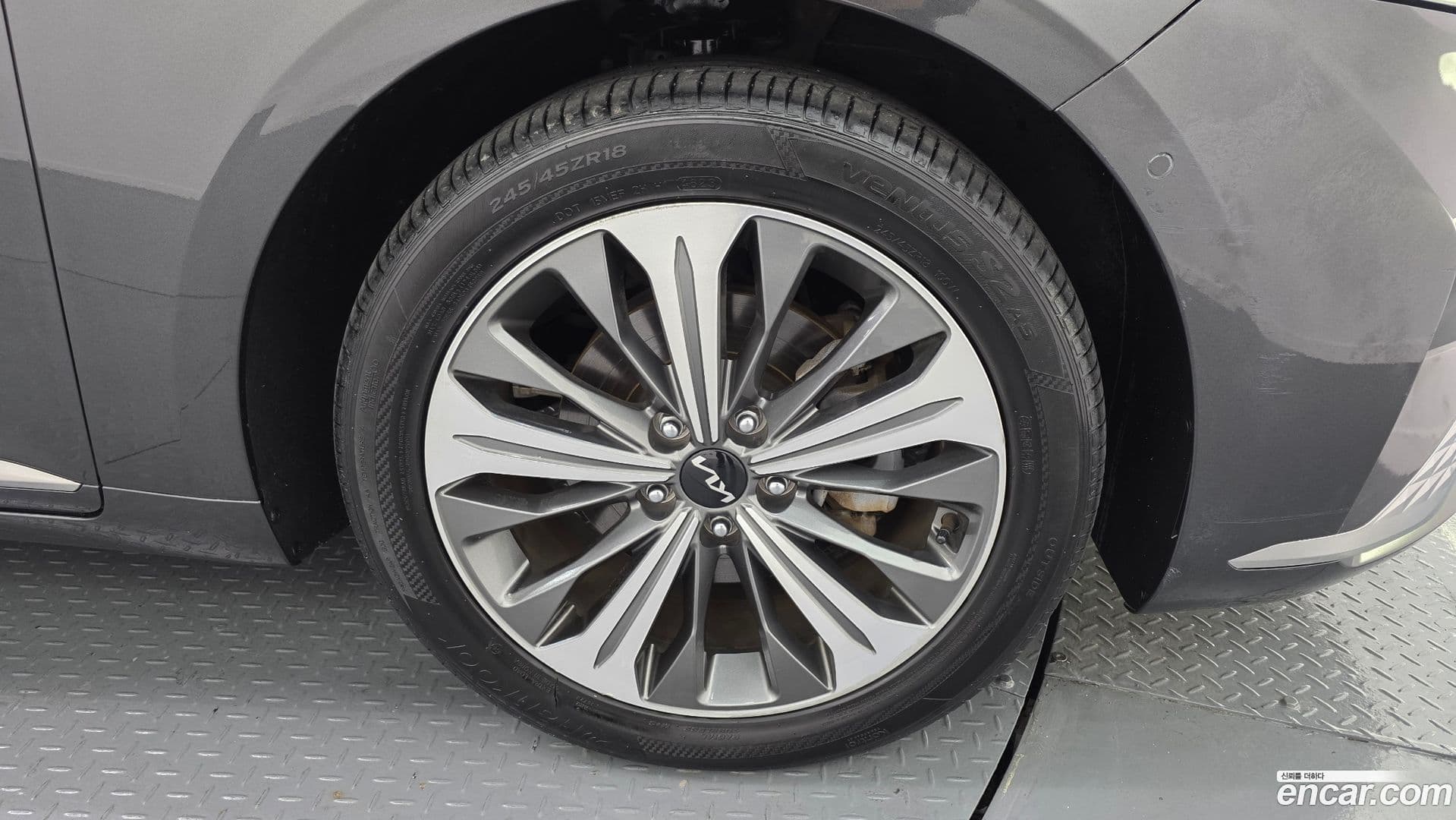 Main__Slider__Photo:K8 Kia 2021.9-4